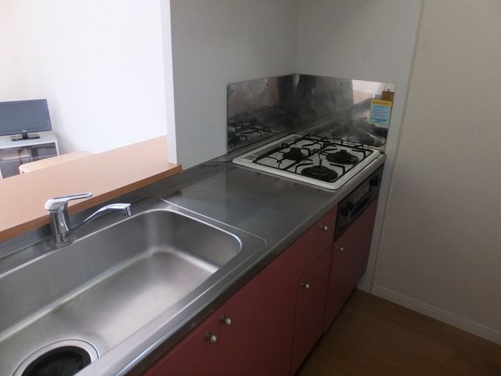 レオパレスRIVERFIELD102のキッチン