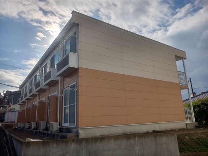 レオパレスアカサカ204の外観