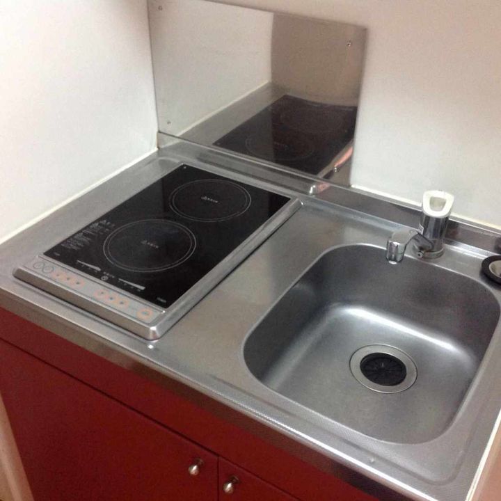 レオパレスエクセル歩坂町Ⅲ107のキッチン