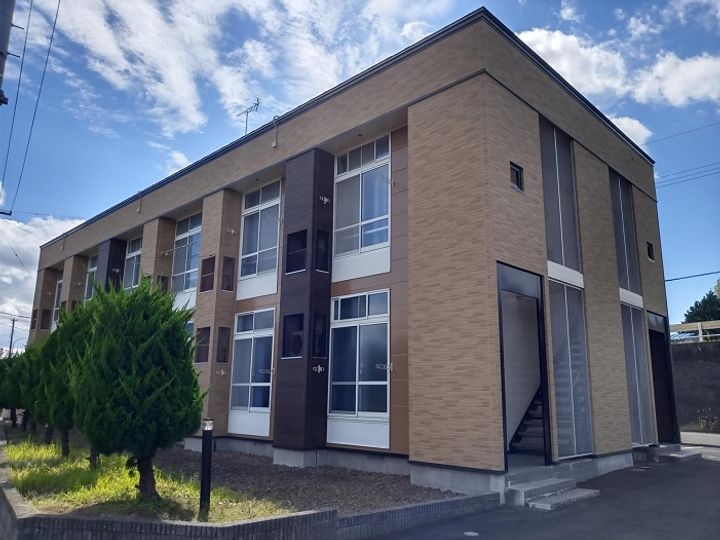 レオパレス古川202の外観