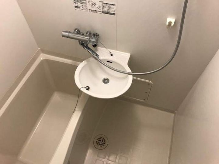 レオパレスルミナス202の風呂