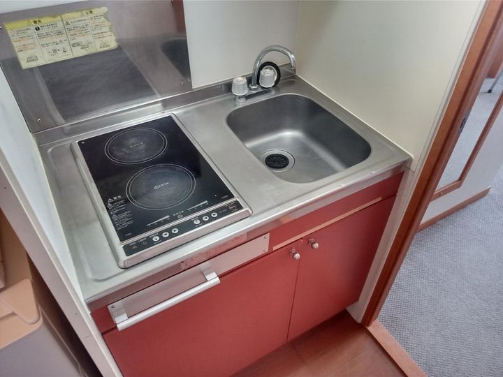 レオパレス忠雅Ⅲ207のキッチン