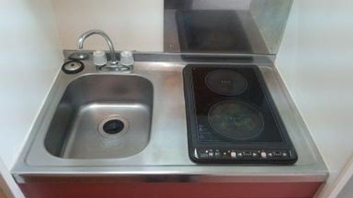 レオパレスフローラル204のキッチン