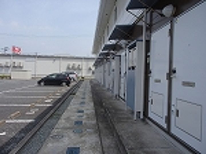 レオパレスサンハイムⅠ210の外観