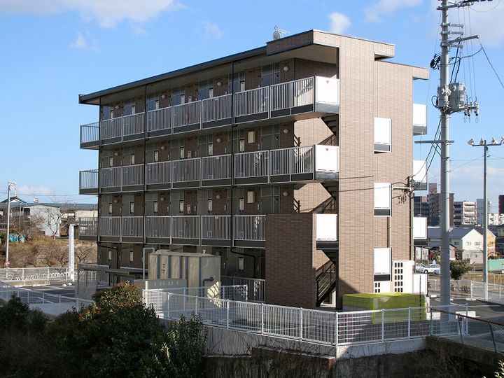 レオパレススカイ仙台の外観