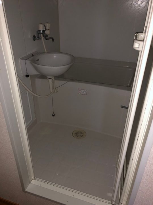 レオパレストータスⅢ204の風呂