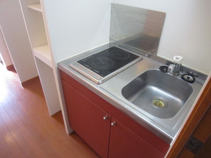 レオパレス仙港Aのキッチン