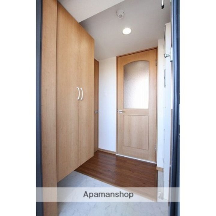 ケンズコート403の玄関