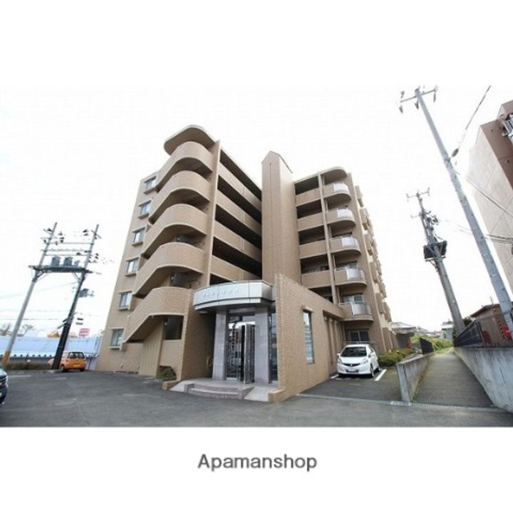 ラルシュ市名坂601の外観