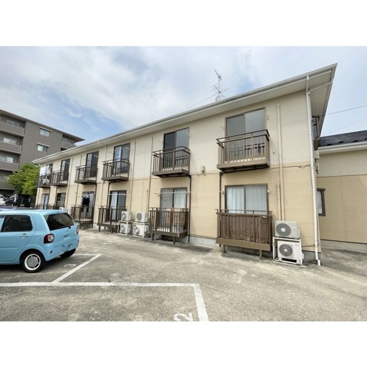 サンビレッジ泉201の外観