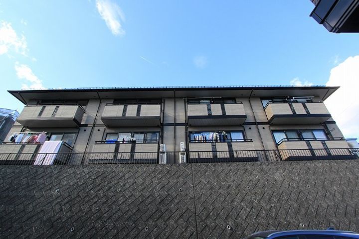 ヒルサイドテラスE棟の外観