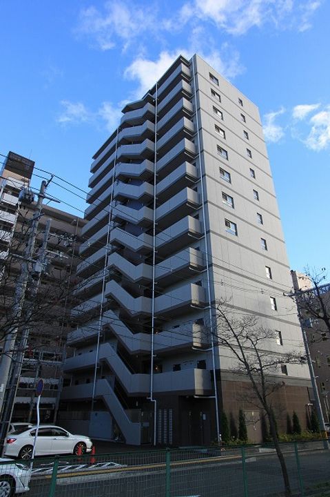 ロージェ泉中央の外観