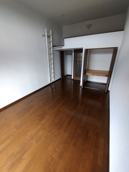 SUNHILLS南光台の内装