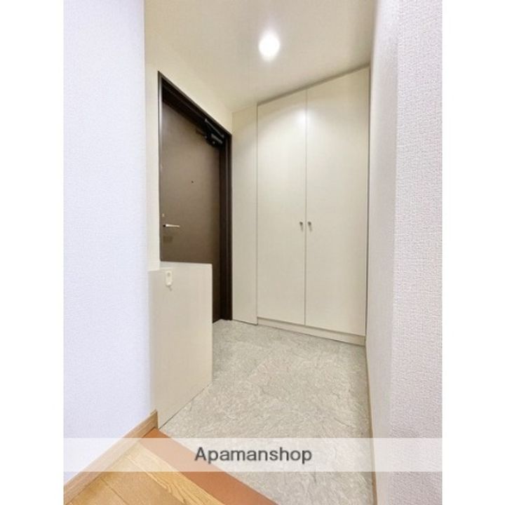 VIP仙台二日町805の玄関