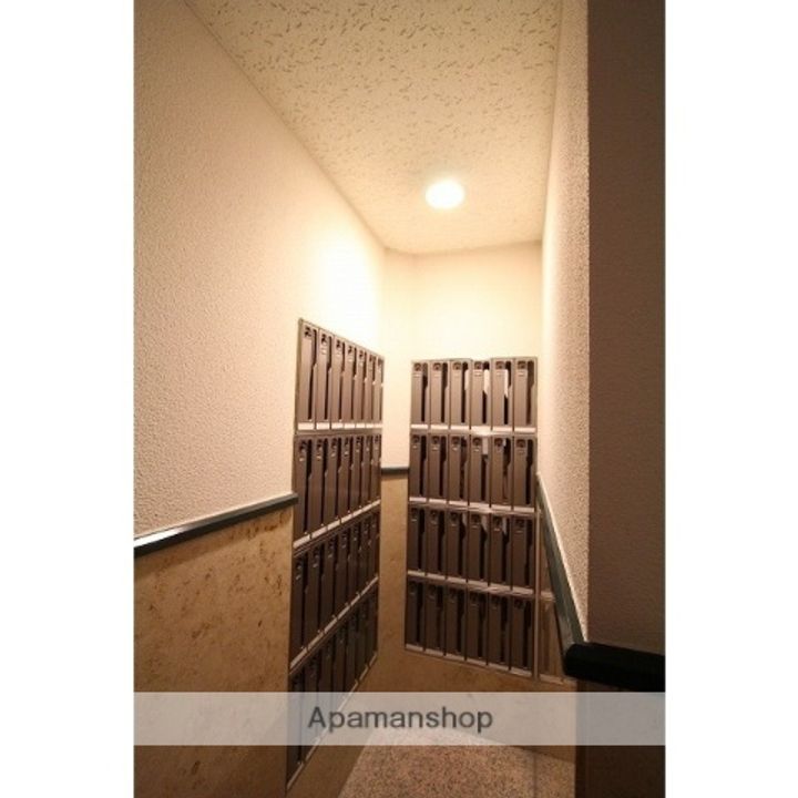 泉中央パークホームズ 402402の外観