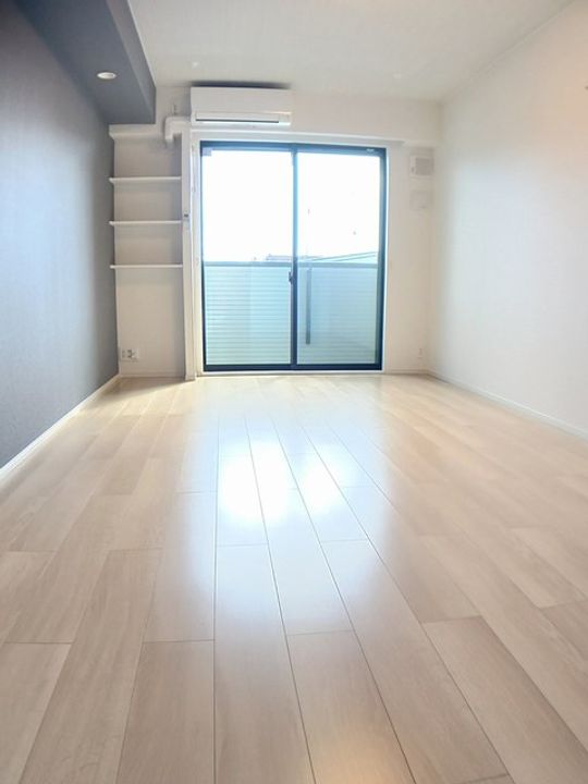 ルミエールAの居間