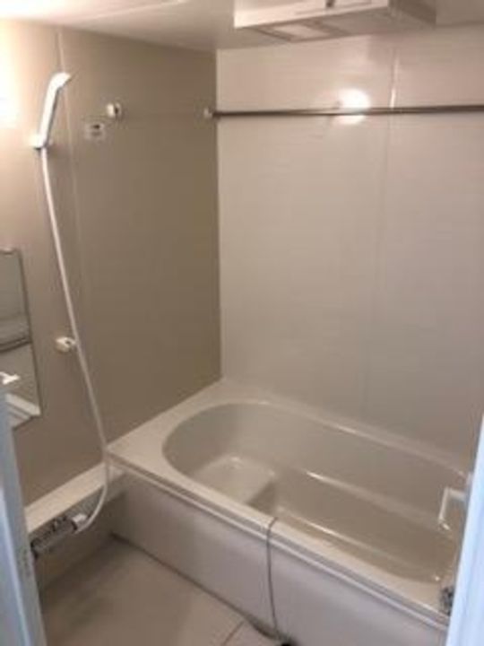 ロージェ泉中央の風呂