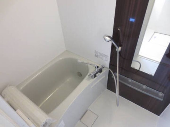 DーROOM中里の風呂