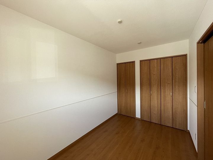 リベルテ栗生の内装