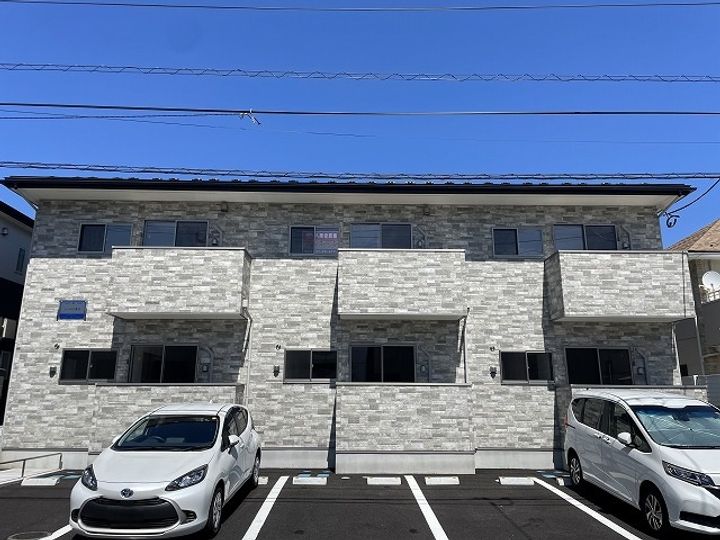 リベルテ栗生の外観