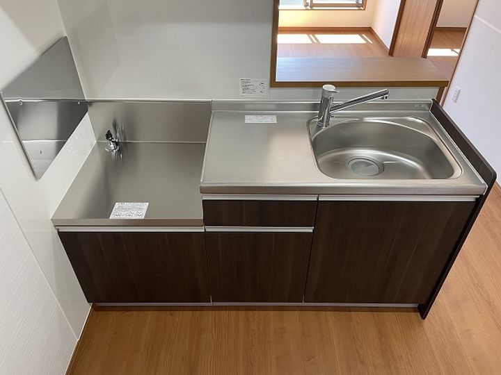 リベルテ栗生の内装