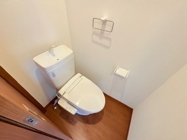 リベルテ栗生の内装