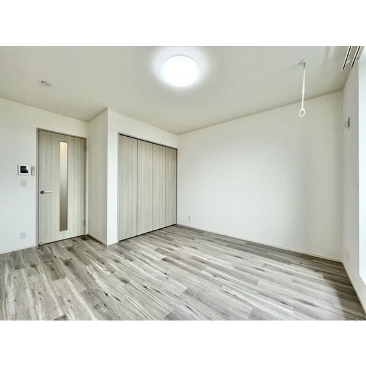 ペアレシア吉岡203の居間