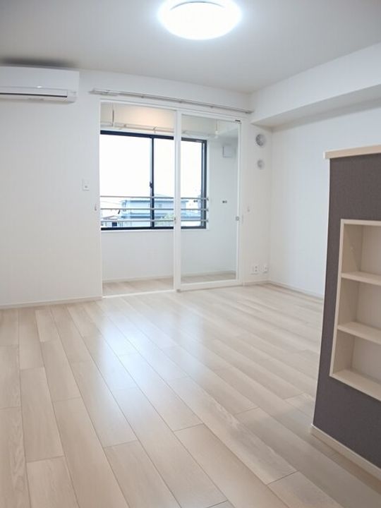 フランブリーズの居間
