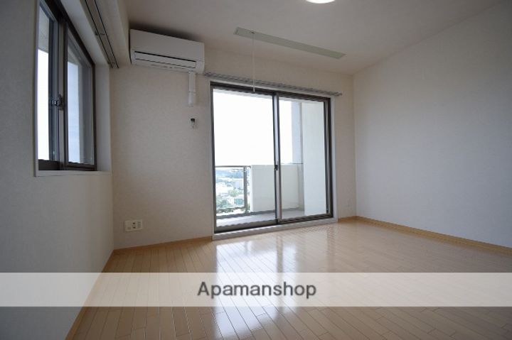 ヴィアーレ広瀬の居間