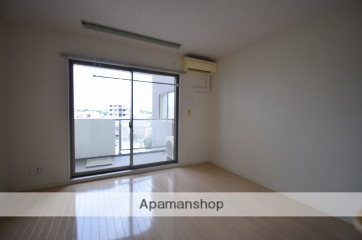 ヴィアーレ広瀬の居間