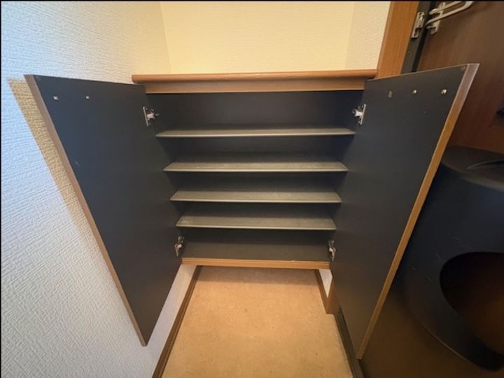 クレールNSの玄関