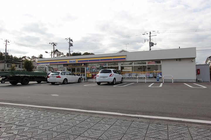 CHファミーユの周辺