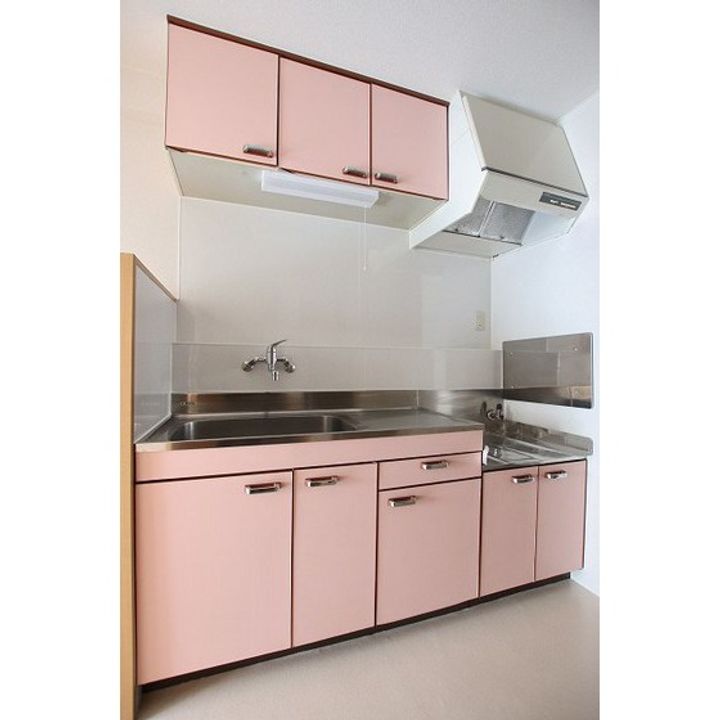 コンフォート五橋ステーション302のキッチン