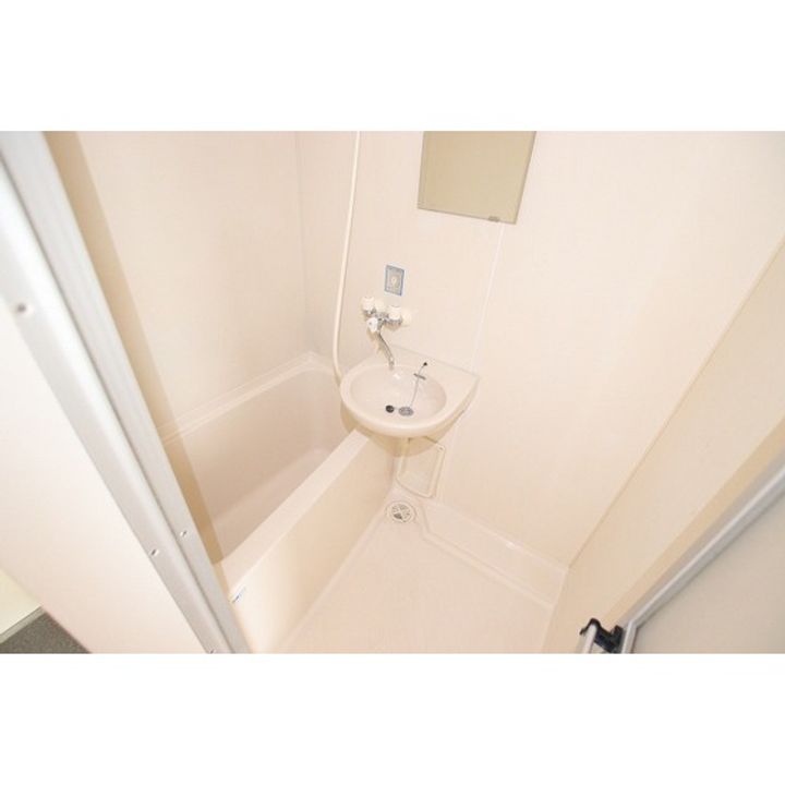 コンフォート五橋ステーション302の風呂