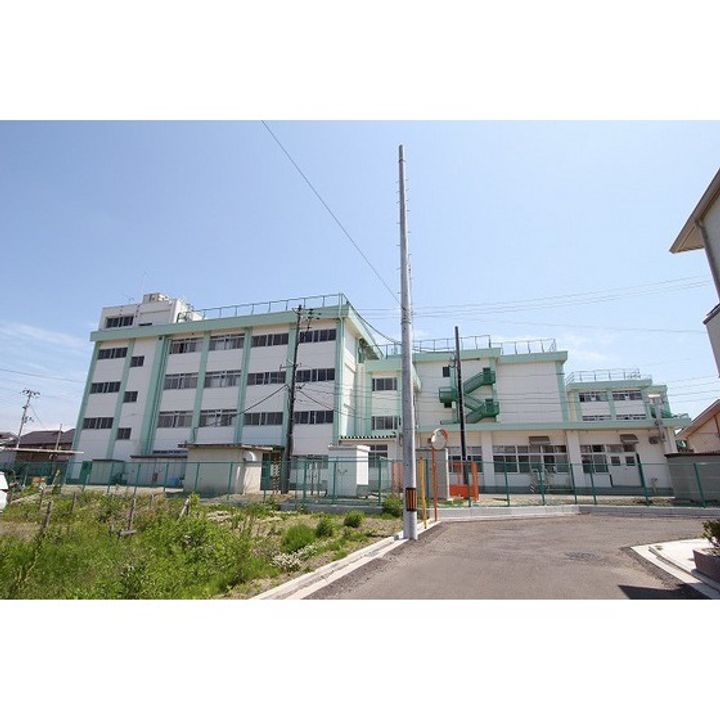 ラフィーヌ清水Ⅱ302の周辺