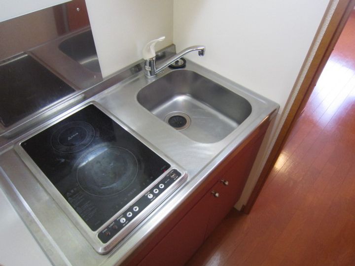 レオパレス仙港A108のキッチン