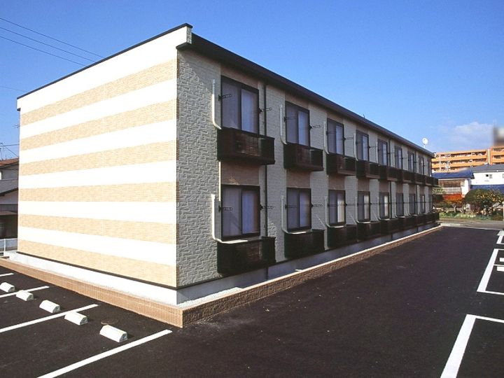 レオパレスエイト105の外観