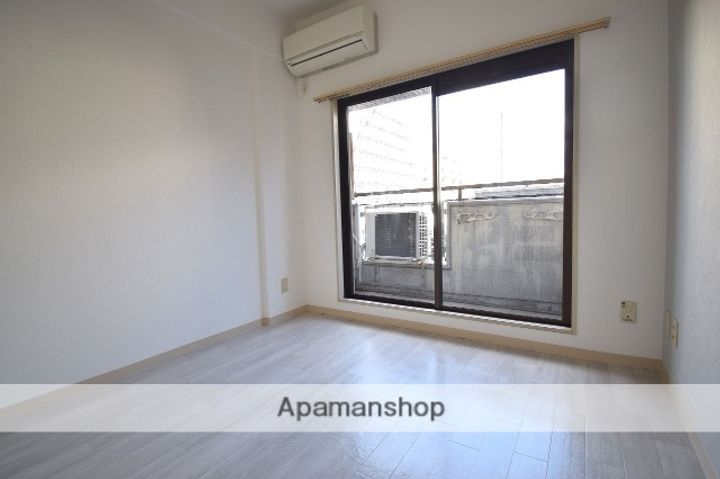 ラ・レジダンス・ド・仙台810の居間