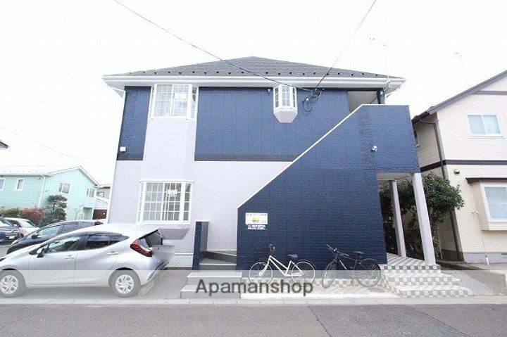 ホワイトキャッスル遠見塚9番館の外観