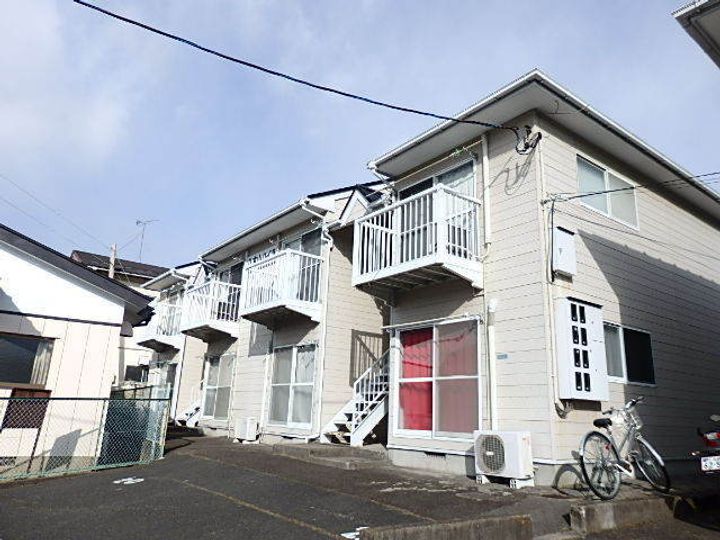 八木山ハイツ(西側)の外観