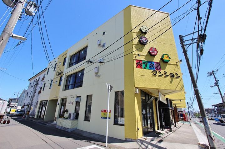 六丁の目マンションの外観