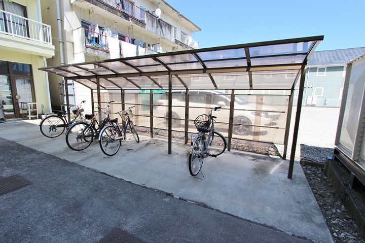 六丁の目マンションの外観