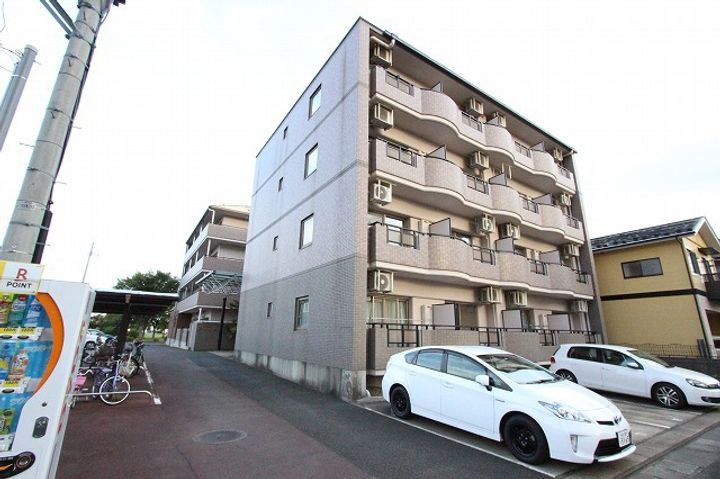 フレンドリー壱番館の外観