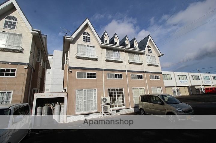 ホワイトキャッスル六丁の目ビレジB棟の外観