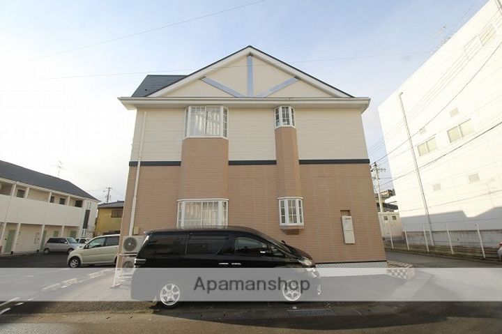 ホワイトキャッスル六丁の目ビレジB棟の外観