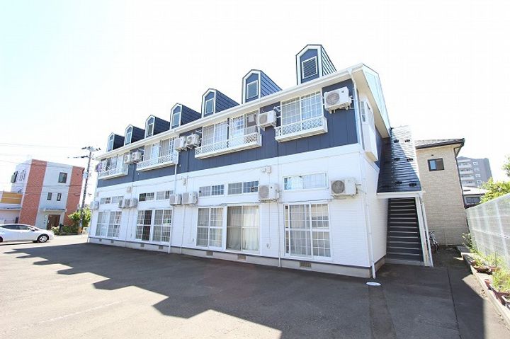 ソレアード六丁目の外観