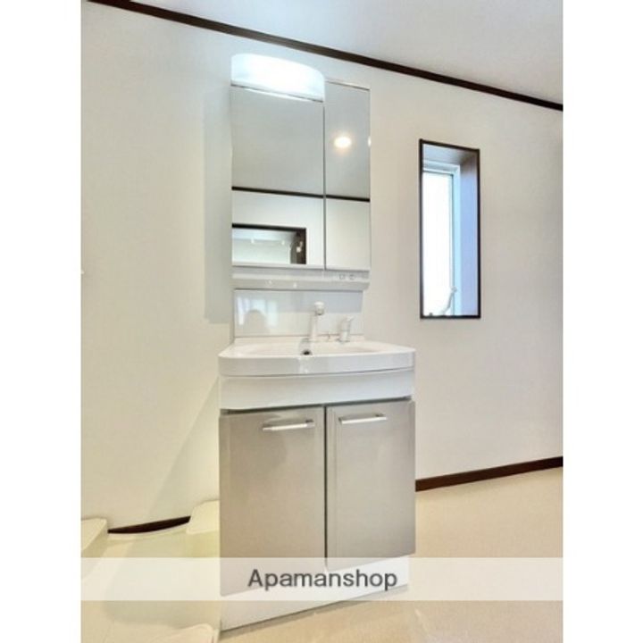 ラド・ヒュース リンドラ203のその他画像