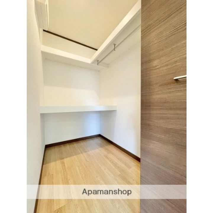 ラド・ヒュース リンドラ203のその他画像