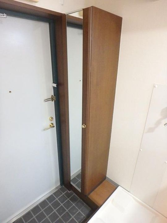 LA DOUCEUR宮町の玄関