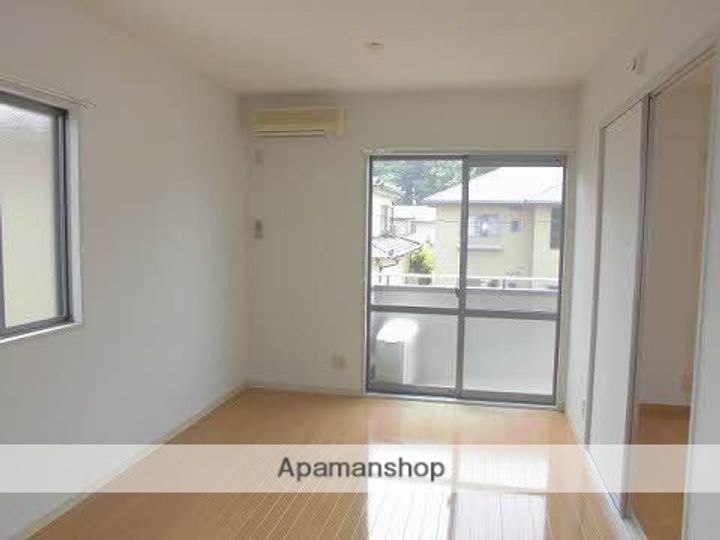 ディアコート名取Bの居間